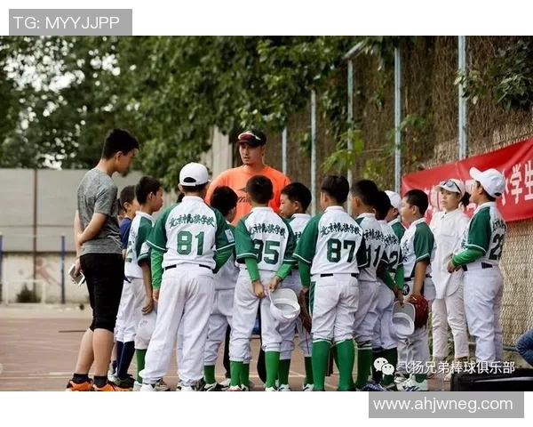 上海足球队选拔赛特别报道：从低谷到辉煌的奋斗与突破之路